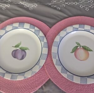 2 Dinner Plates